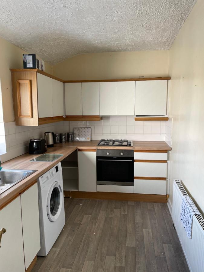 Flat 4 Cleethorpes Apts Экстерьер фото