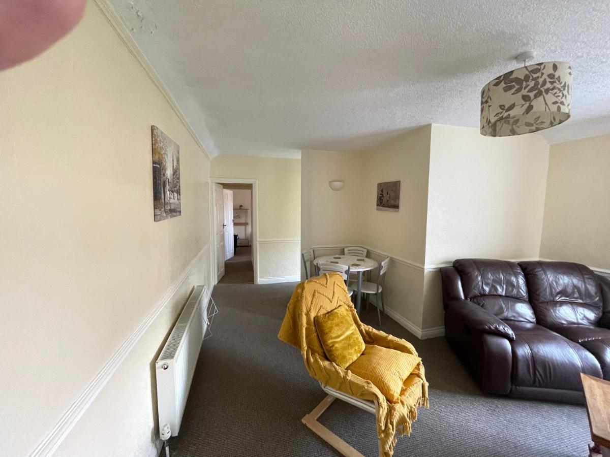 Flat 4 Cleethorpes Apts Экстерьер фото